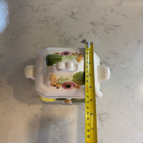 Vintage Ceramic Embossed Vegetable Soup Tureen with Ladle Oval Japan Whimsical - Picture 9 of 10